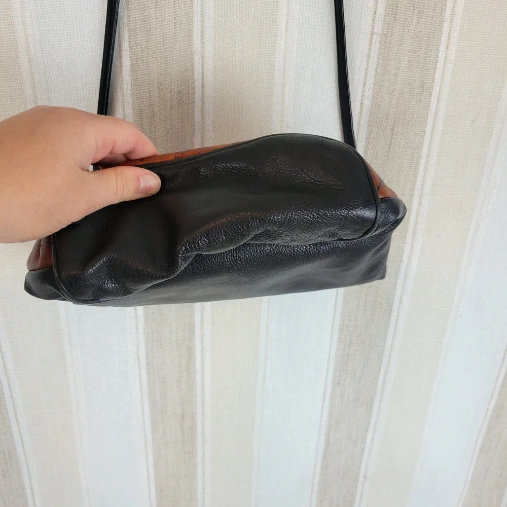Leaf‎ Leather Inc. Genuine Leather Crossbody Bucket Bag Black Brown Vintage